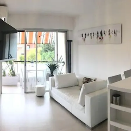 Les Delphes, Tres Beau 2p Proche Et Monaco Apartment